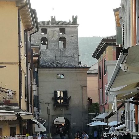 Via XX Settembre 1 Villa Garda  Esterno foto